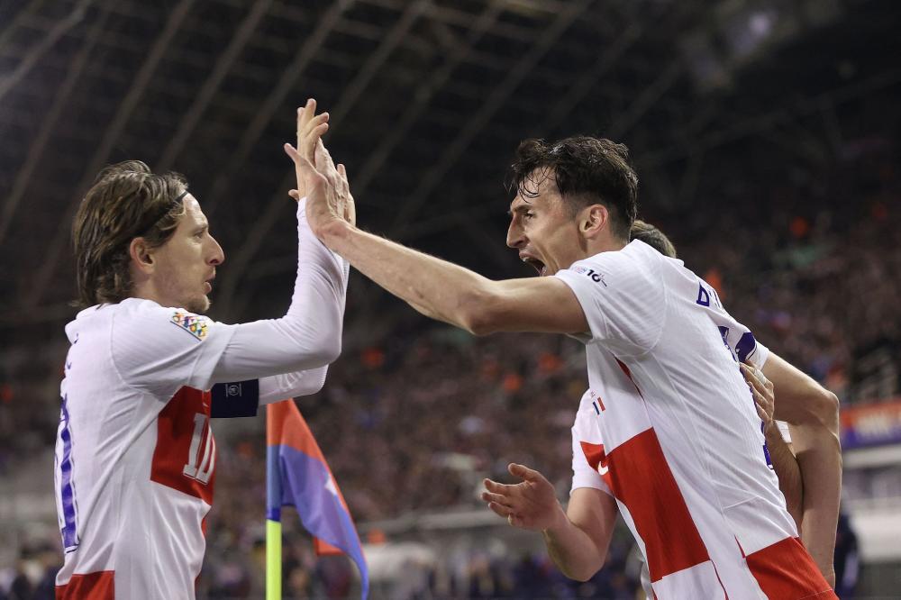 178直播：蓝军名宿：2026年世界杯不需要C罗，他可能要等到梅西退役才退役.